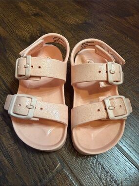 🍑Cat & Jack Peach Colored Sparkly Double-Strap Kids Sandals🍑